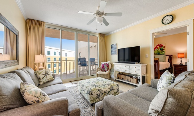 Fort Walton Beach Condo | Spacious Condo At Waterscape Lovely Gulf Views Playground, 2 Hot Tubs