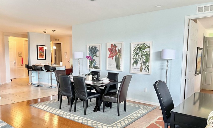 Florida Central Atlantic Coast Condo | Spacious Condo in Vista Cay, near Convention Center, Sea World, Universal Studio