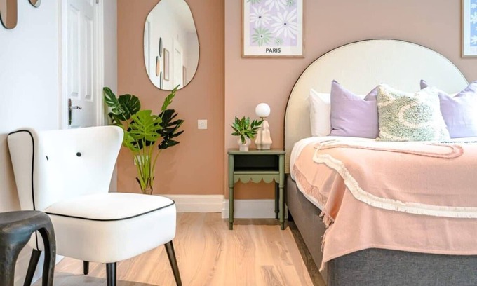 Soho Apartment | Spacious & Contemporary Apartment in Soho