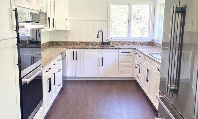 Tunbridge House | Spacious country home, beautiful sunsets, 40 acres