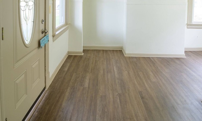 Roselawn Finance House | Spacious & Coz. Your home away from home.