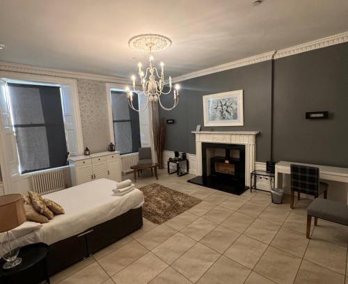 Leith House | Spacious Double Room In The Heart Of Edinburgh