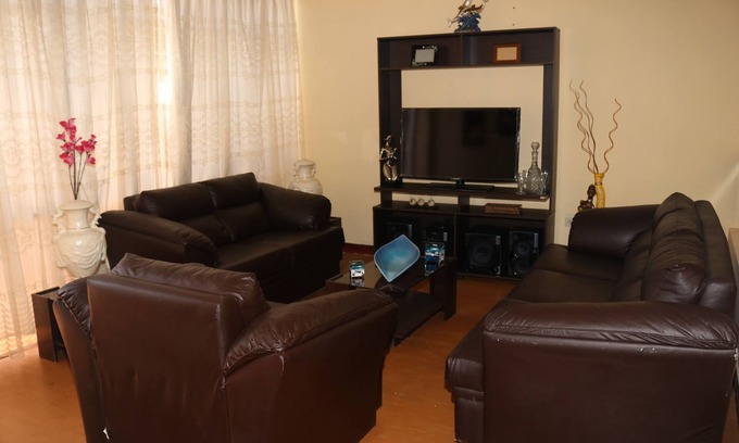Miraflores House | Spacious family home super cozy with every comfort