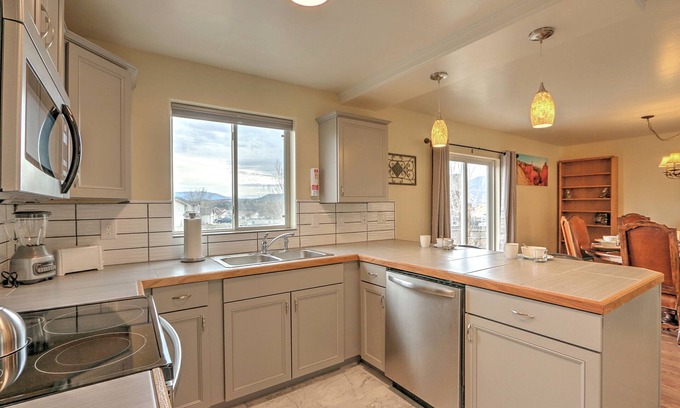 Rifle House | Spacious Family Home with Grill, Dog Friendly & Near Outdoor Recreation!
