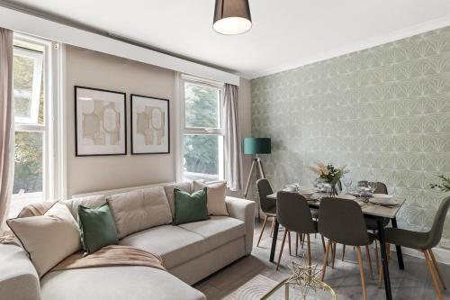 Herne Hill Apartment | Spacious Gem Easy & Fast access to Central London
