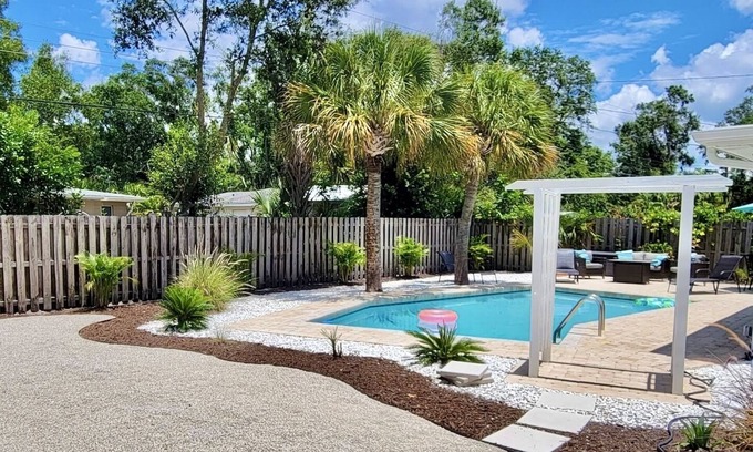 Southgate House | Spacious Heated Pool Home. Close to Siesta Beach!