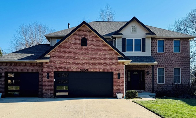 Bloomington House | Spacious home 5 miles from IU