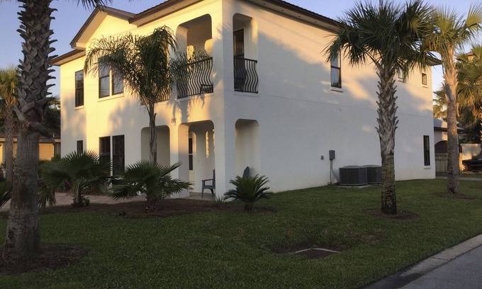 Frangista Beach House | Spacious Home w/Pool & Private Beach π