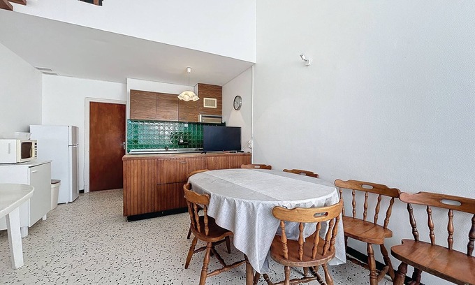 Port-la-Nouvelle House | Spacious house near the beach
