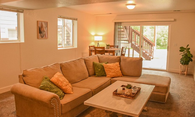 South Alameda House | Spacious Lakewood suite near downtown Denver