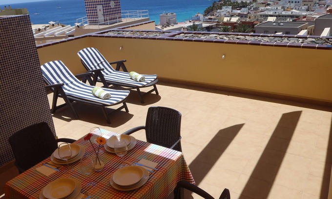 Morro Jable Apartment | Spacious, large terrace, sunny, WiFi, from the sea, 250 m. from the beach