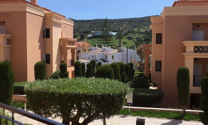 Praia da Luz Apartment | Spacious & Luxury 2 bed apartment Baia da Luz -only 300 meter to beach