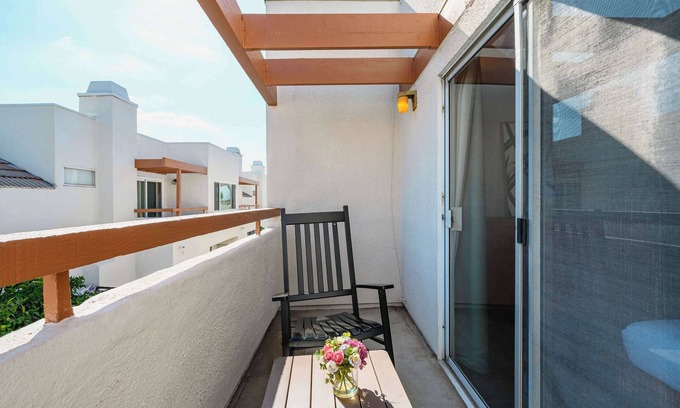 Charter Oak Apartment | Spacious Modern Getaway with Pool & Stylish Interiors