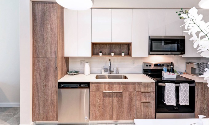 Miramar Apartment | ✨SPACIOUS MODERN LUXURY APT BREATHTAKING UNIT✨
