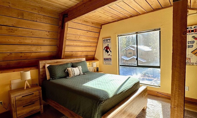 Majestic Pines Condo | Spacious Mountain Escape -1BR +Large Loft, 2 Bath, Perfect for Families & Groups