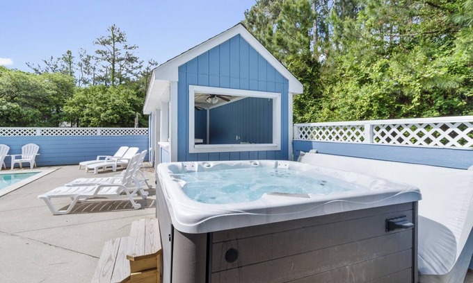 Corolla Village House | Spacious, pet-friendly oceanside Corolla home w/private pool & hot tub!
