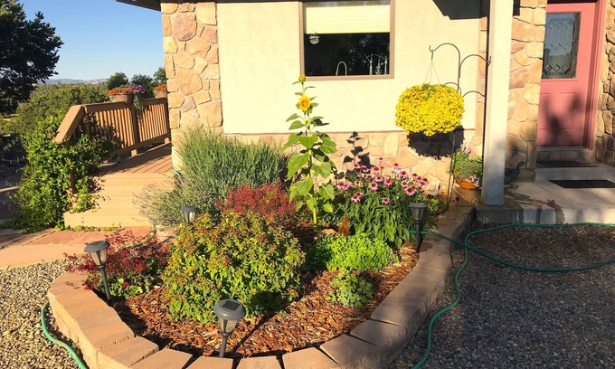 Mancos House | Spacious Private Guest House, full kitchen, large deck, 15 minutes to Mesa Verde