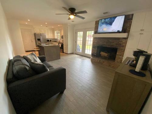 Northeast Pensacola House | Spacious Ranch Home Near Airport