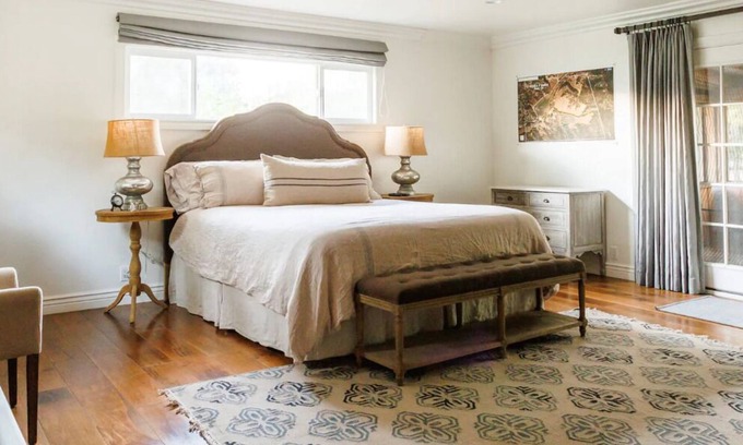 San Luis Obispo Other | Spacious remote farmhouse with BBQ amenities and large outdoor dining area