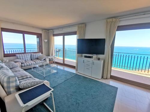 Platja d'Aro Apartment | Spacious seafront apartment