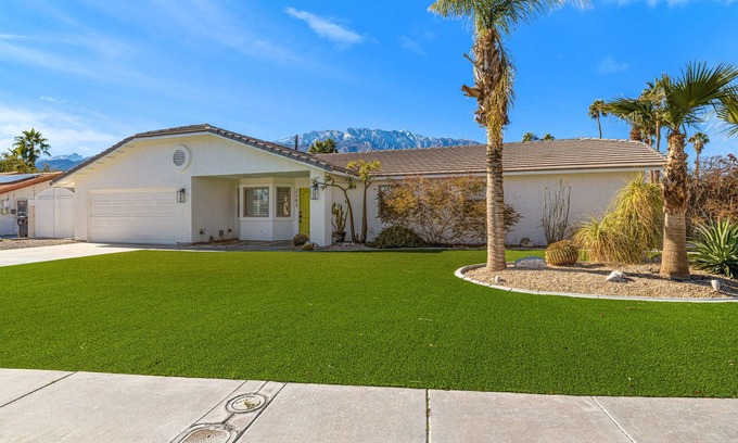 Racquet Club South House | Spacious Vacation Home in Palm Springs