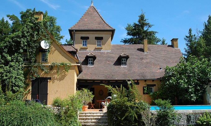 Bouzic Villa | Spacious villa with heated pool and garden