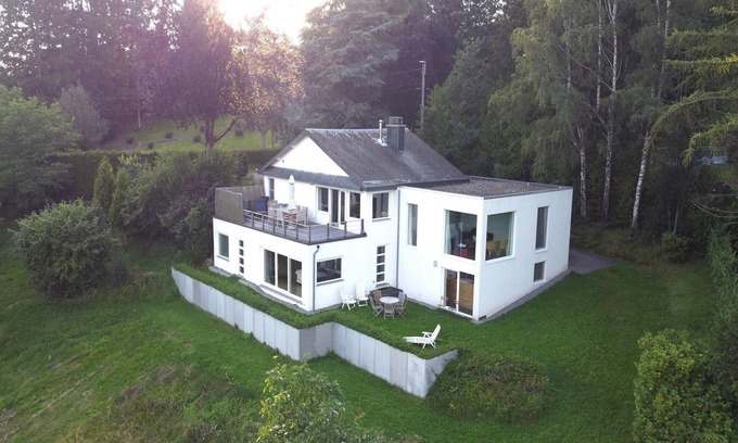 Erezee House | Spacious Villa with Sauna