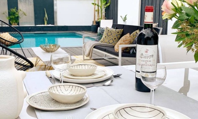 Villenave-d'Ornon House | Spacious villa with swimming pool and garden