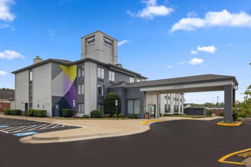 Fredericksburg Hotel | Spark By Hilton Fredericksburg Southpoint
