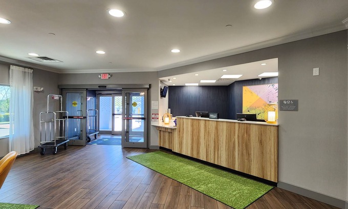 Rahway Hotel | Spark by Hilton Rahway