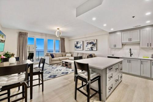 Panama City Beach Apartment | Spectacular 1BD Resort Condo! Amazing Gulf Views! Free Beach Chairs! by Dolce Vita Getaways PCB