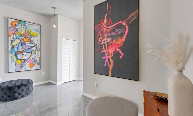 South Eola Condo | Spectacular 3-bedroom condo in downtown Orlando with parking