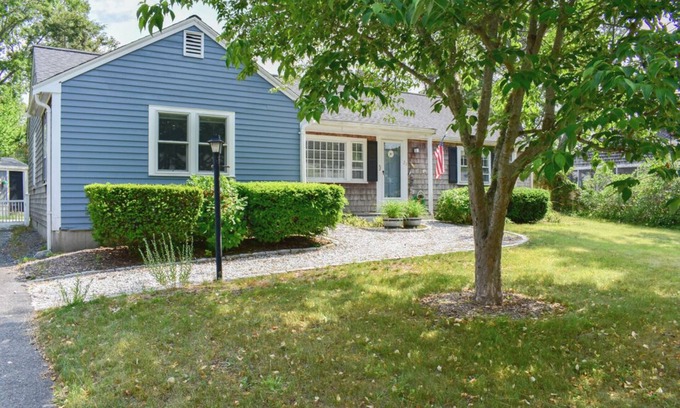 South Dennis House | Spectacular three bedroom home with central air