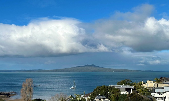 Castor Bay House | Spectacular views from this lovely sunny home in Castor Bay.