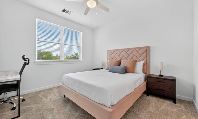 Austin Apartment | Spectra Parks 1208 I Comfy 2 Bed 2 Bath