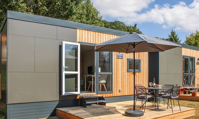 Wemding House | Spend a wonderful vacation in the Tiny Haus at the Camping Park Wemding.