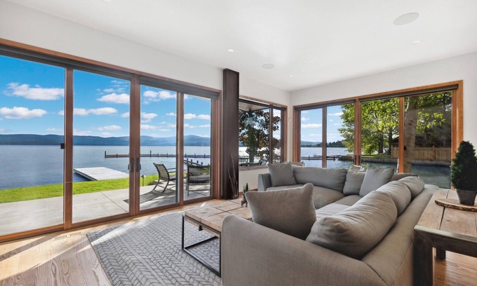 Bigfork House | Spend Holidays Here! Lake House, less than a Mile from Downtown Bigfork!