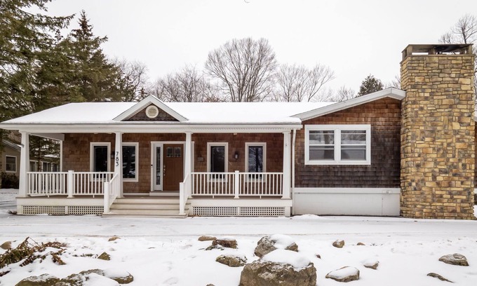 Eagles Mere House | Spend the whole week at Fireside Retreat, a 4 BR, 3 bath cottage in Eagles Mere