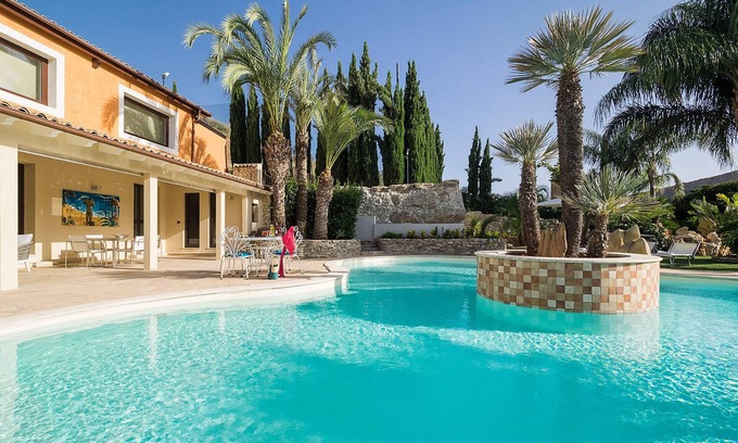 Agrigento Villa | Splendid villa with pool, wellness area, football pitch in Agrigento - 14 pax