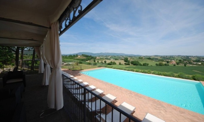 Spoleto Apartment | Spoleto By The Pool, apt.5 - marvellous view, only 0,7 miles from the old tow