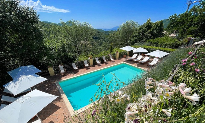 Strettura Apartment | Spoleto Splash:casa Piscina/slps 4/wifi/dishwasher - very pretty setting nr pool