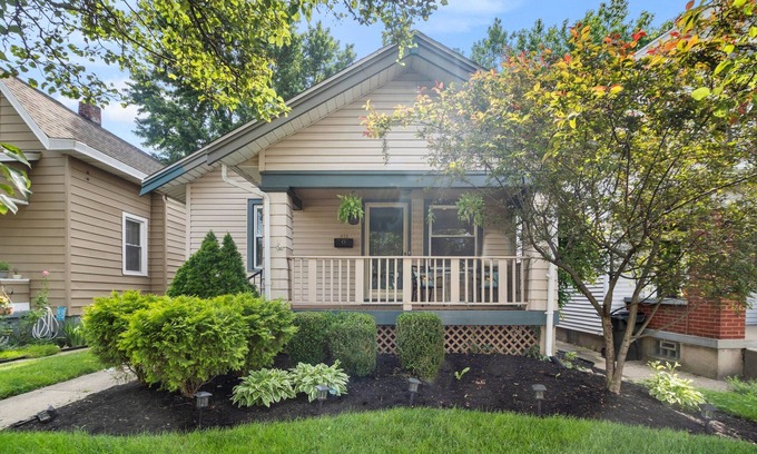 Hamilton House | Spooky Nook Retreat 2 bed 1 Bath Sleeps 8