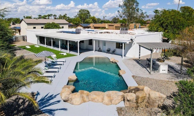 Shea North Estates House | Sprawling Home with Heated Pool - Pickleball - Basketball - Game Room - Fire Pit - Games Galore