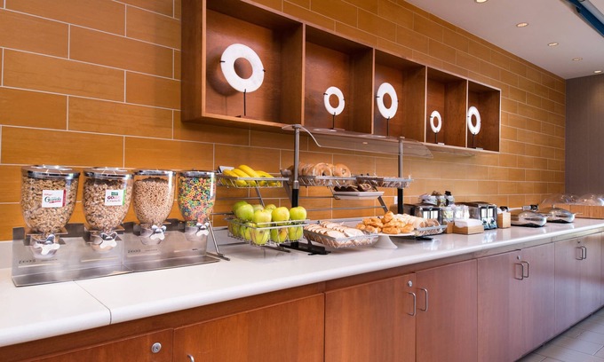 South Side Flats Hotel | SpringHill Suites by Marriott Pittsburgh Southside Works
