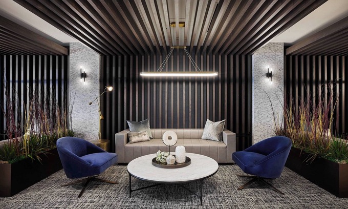 Chinatown Hotel | SpringHill Suites by Marriott Chicago Chinatown