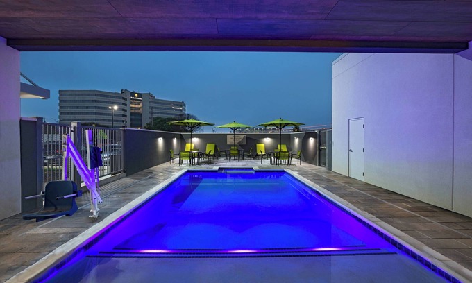 Brazos Hotel | Springhill Suites by Marriott Waco