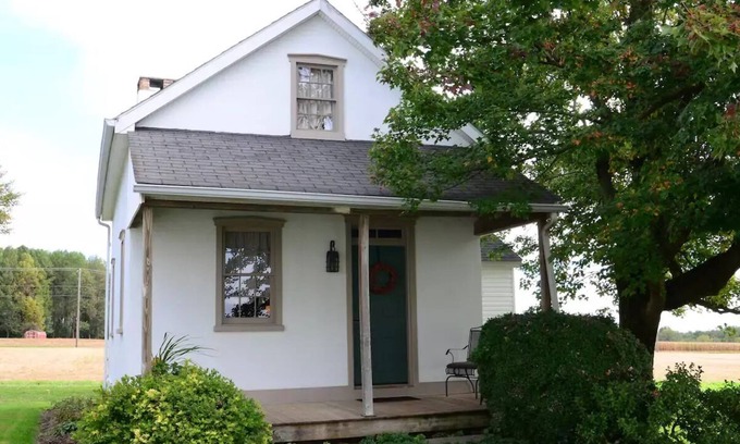 Steelville Cottage | Spruce Edge Guest Housen