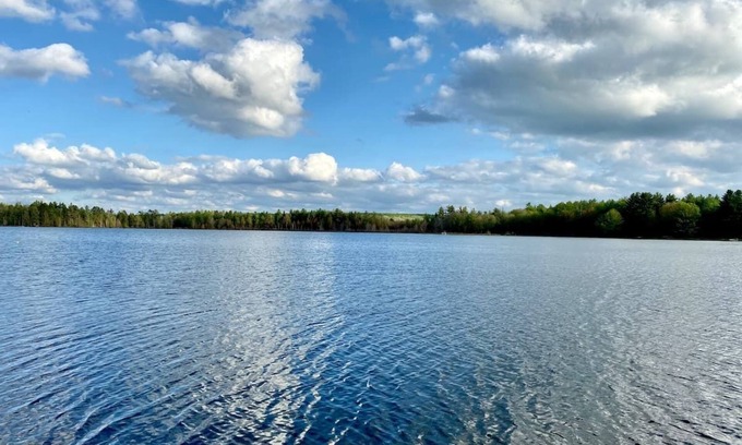 Kalkaska House | SQUAW LAKE northern getaway