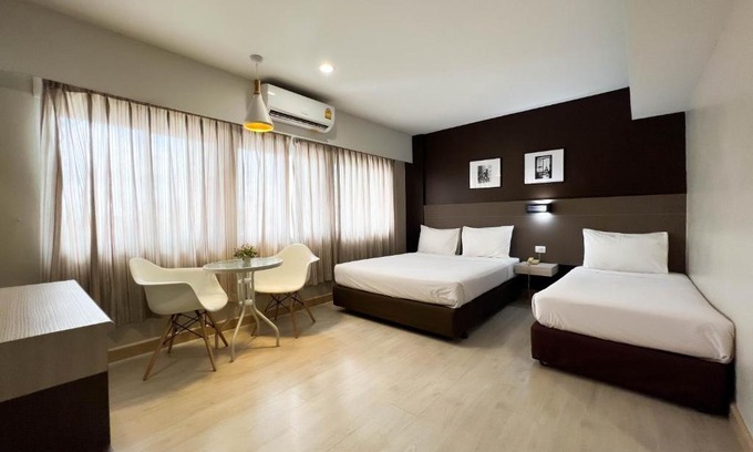 Nai Mueang Hotel | Srivichai Hotel