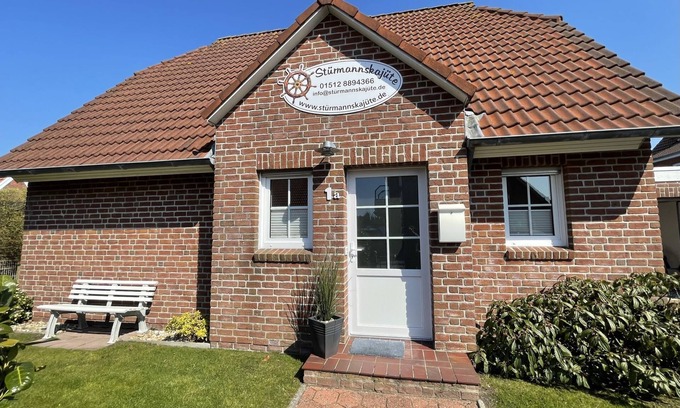 Westeraccumersiel House | Stürmannskajüte by Interhome